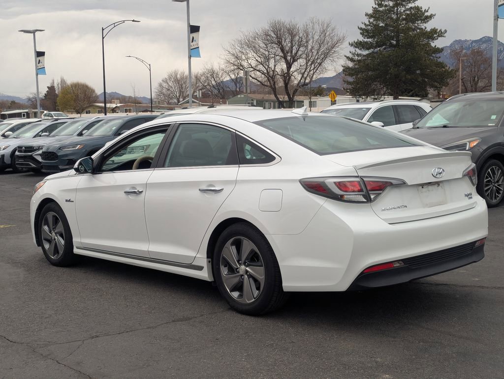 Used 2017 Hyundai Sonata Limited FWD image 7