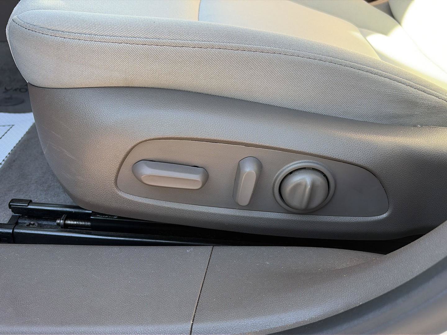 Used 2024 Chevrolet Malibu LT FWD image 15