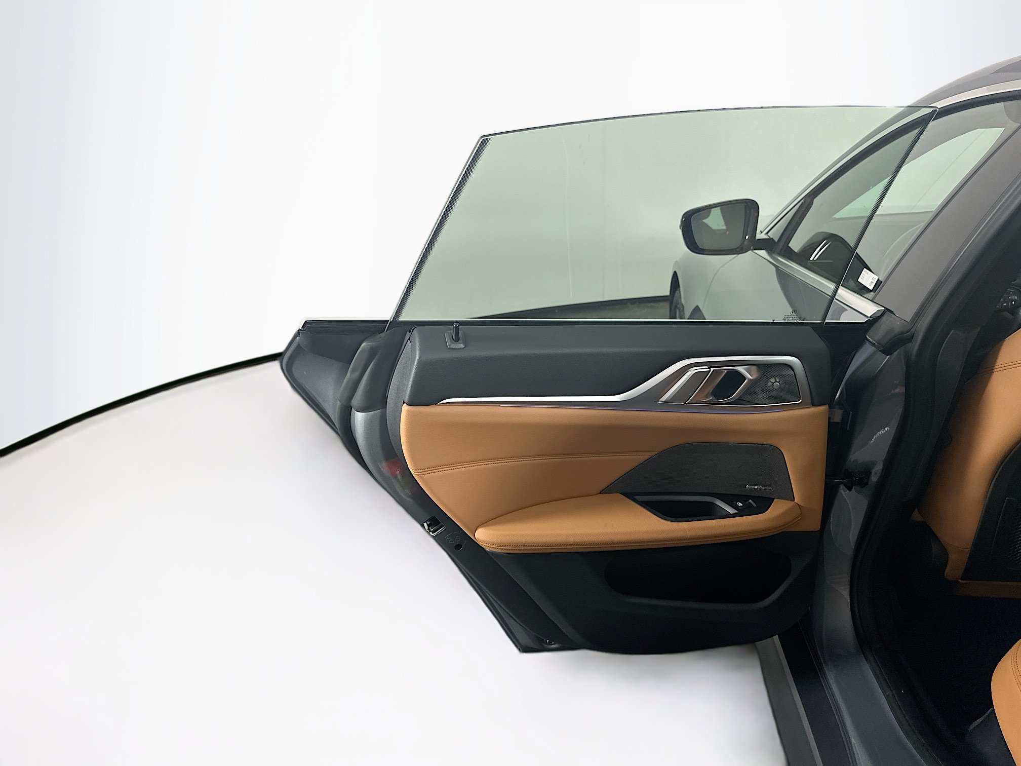 Used 2023 BMW i4 eDrive35 RWD image 28