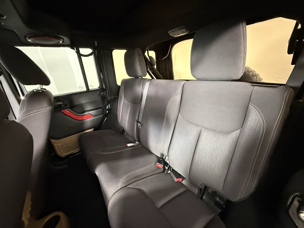 Used 2013 Jeep Wrangler Unlimited Sahara w/ Connectivity Group image 25