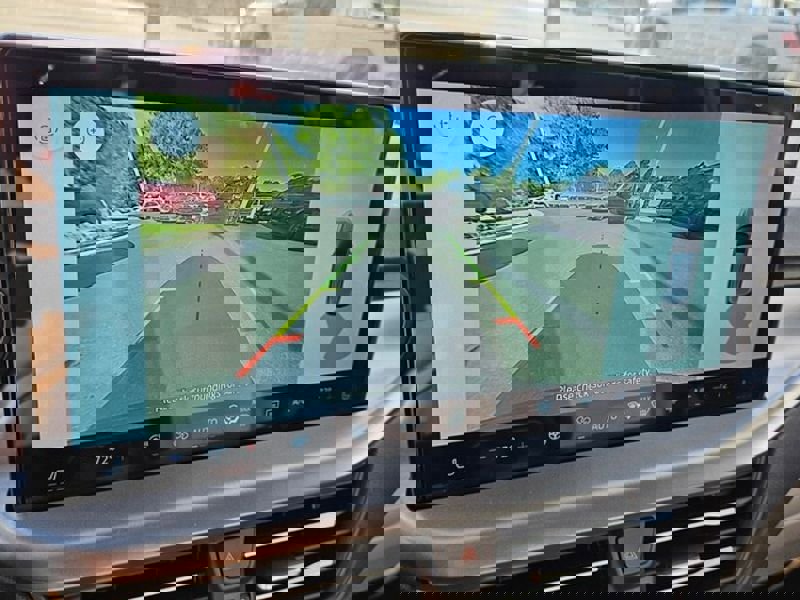 New 2025 Ford Escape SE image 25