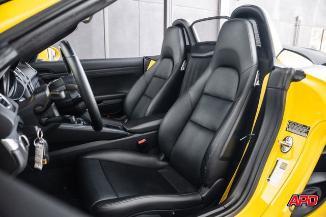Used 2017 Porsche 718 Boxster image 5