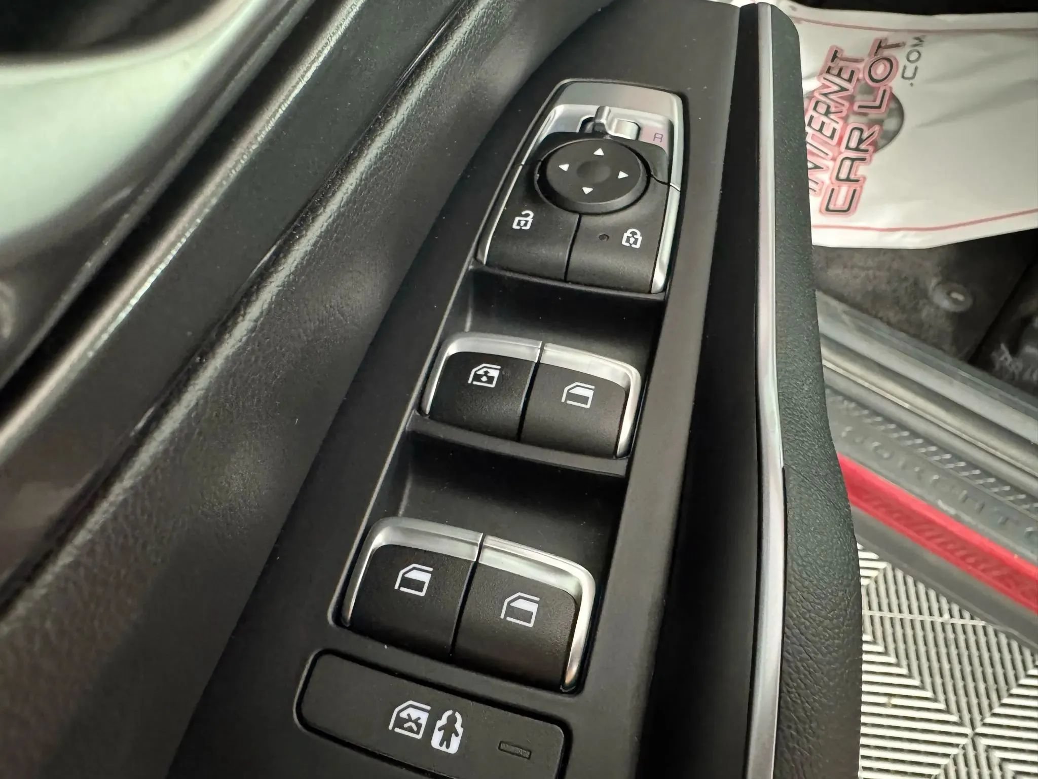 Used 2023 Kia Sorento LX FWD image 37