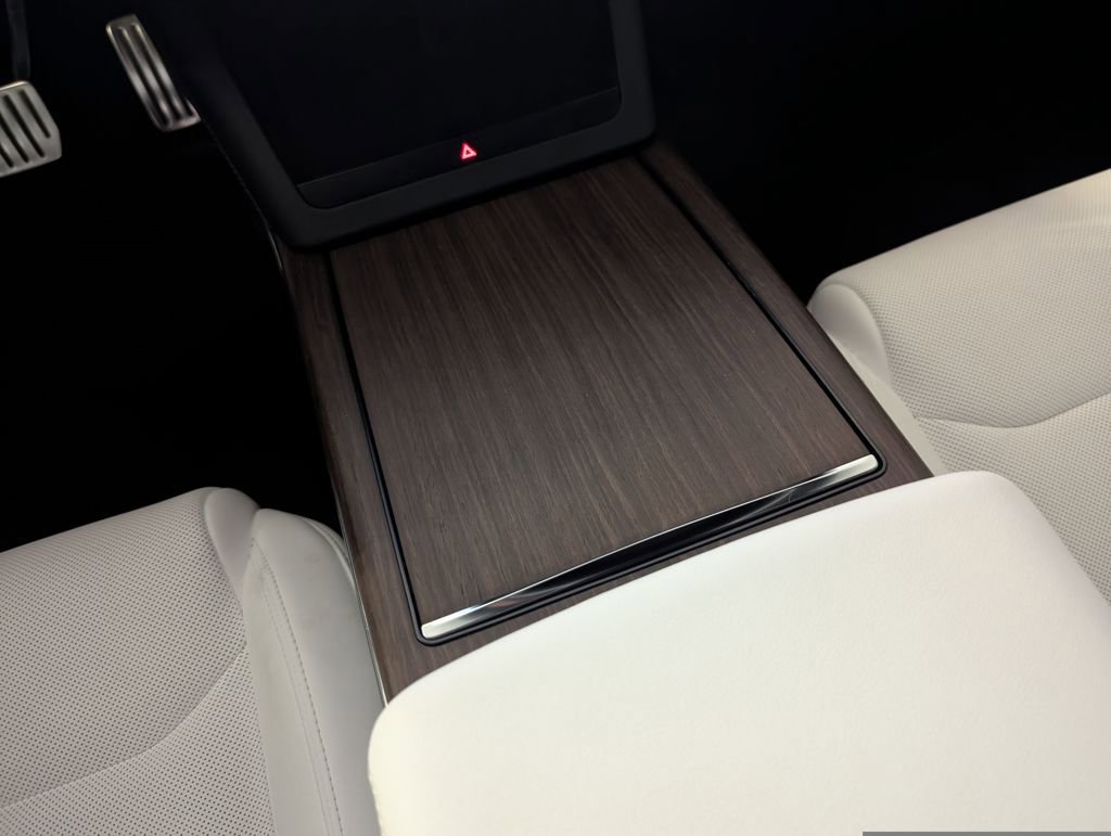 Used 2023 Tesla Model S Standard Range image 37