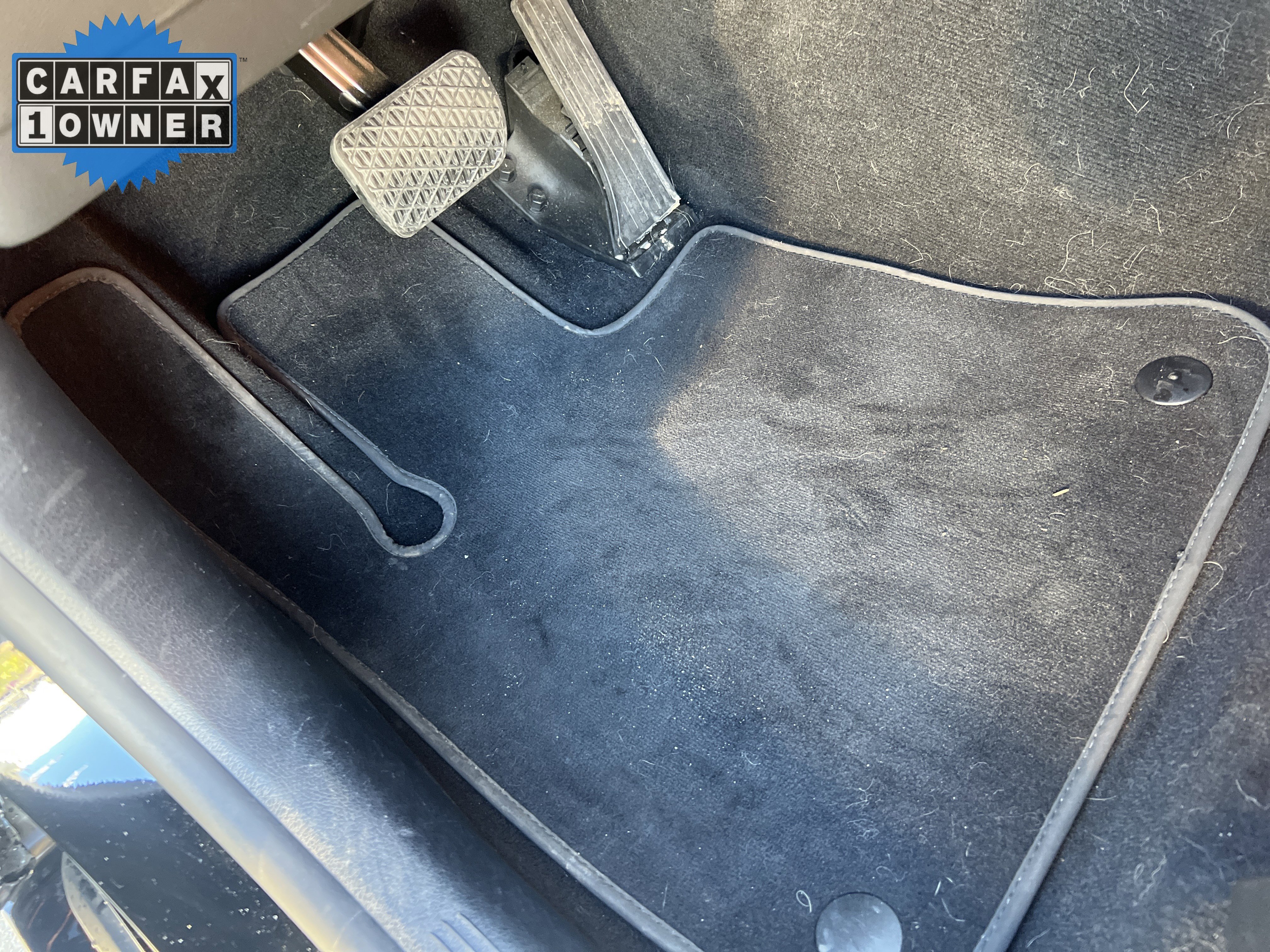 Used 2024 Mercedes-Benz GLC 300 image 17