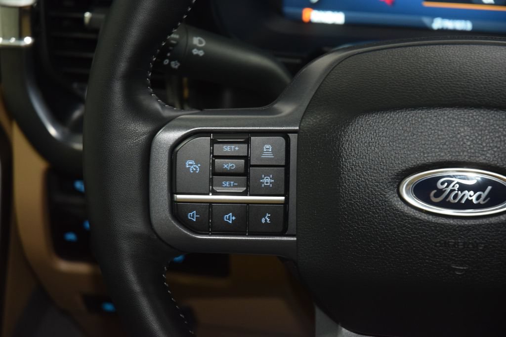 Used 2024 Ford F250 Lariat w/ Lariat Ultimate Package AWD/4WD image 41