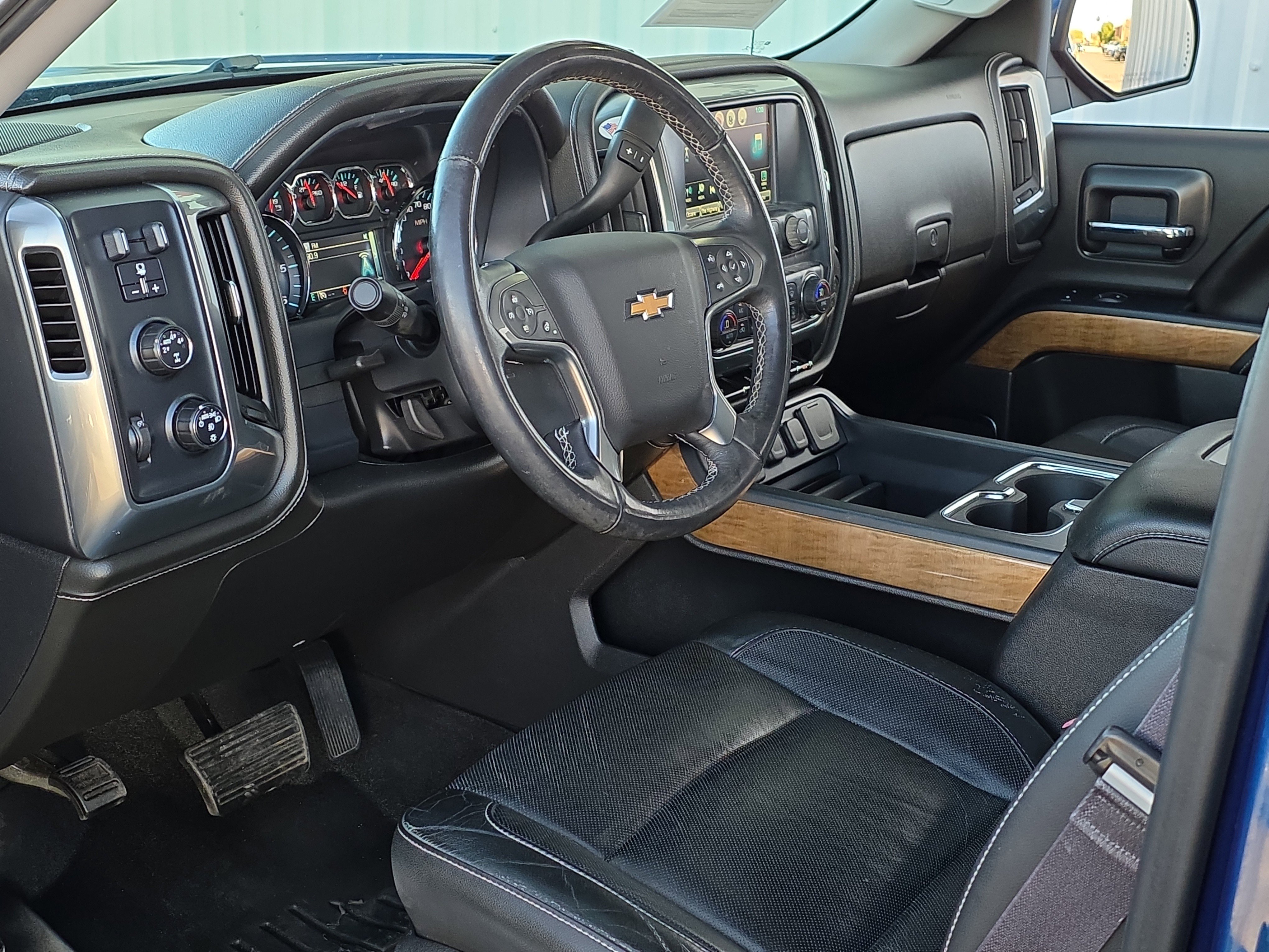 Used 2016 Chevrolet Silverado 1500 LTZ w/ LTZ Plus Package image 12