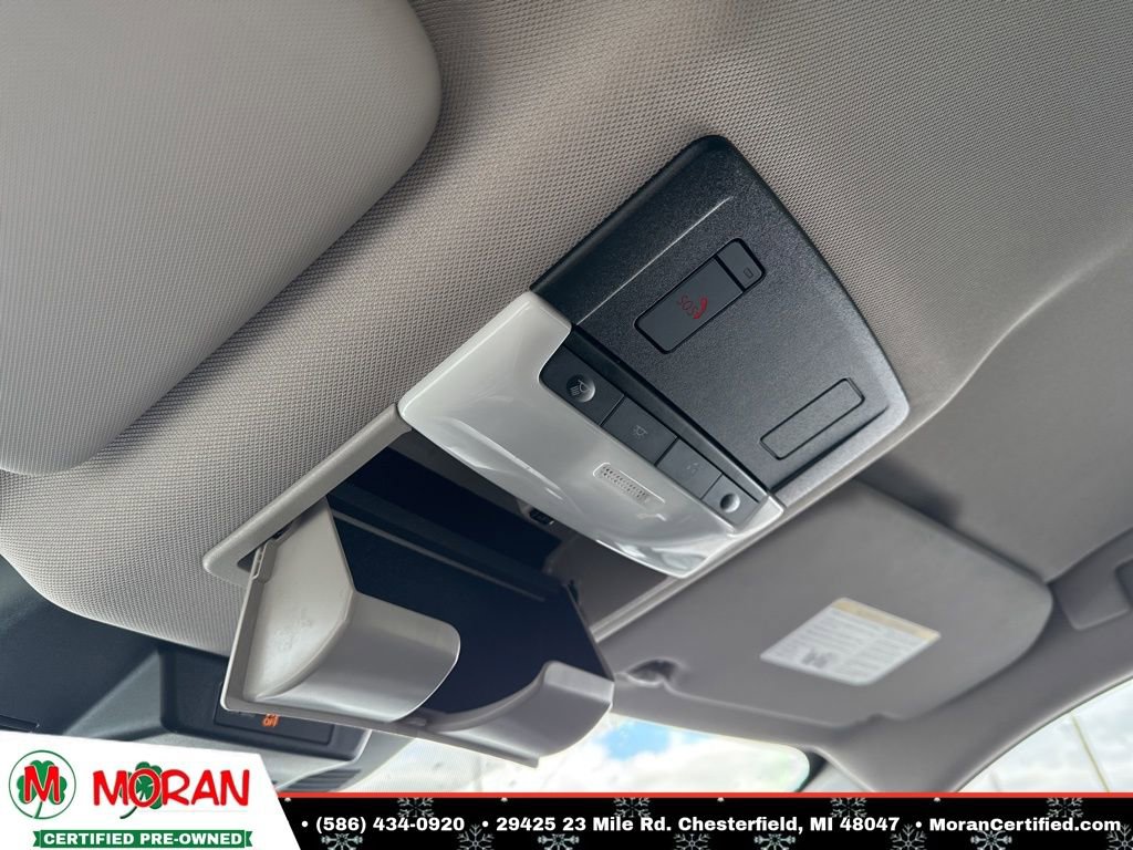 Used 2024 Nissan Rogue SV image 21