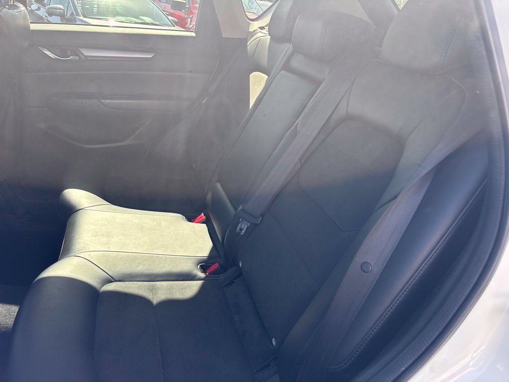 Used 2018 MAZDA CX-5 Touring w/ Preferred Equipment Package FWD image 13
