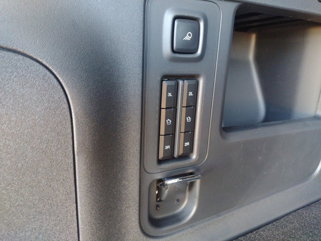 New 2026 Ford Expedition Max Platinum w/ Stealth Performance Package image 33