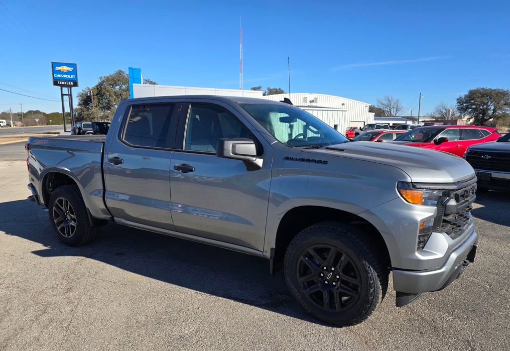 New 2026 Chevrolet Silverado 1500 Custom w/ LPO, Dark Essentials Package image 5