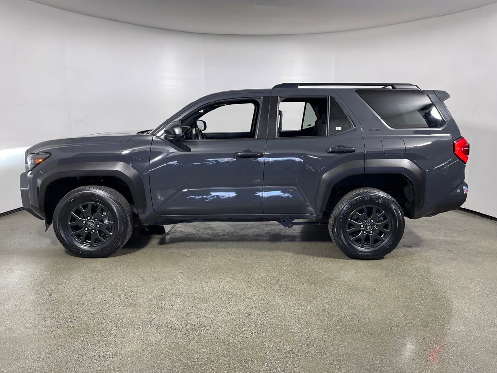 Used 2025 Toyota 4Runner SR5 image 6