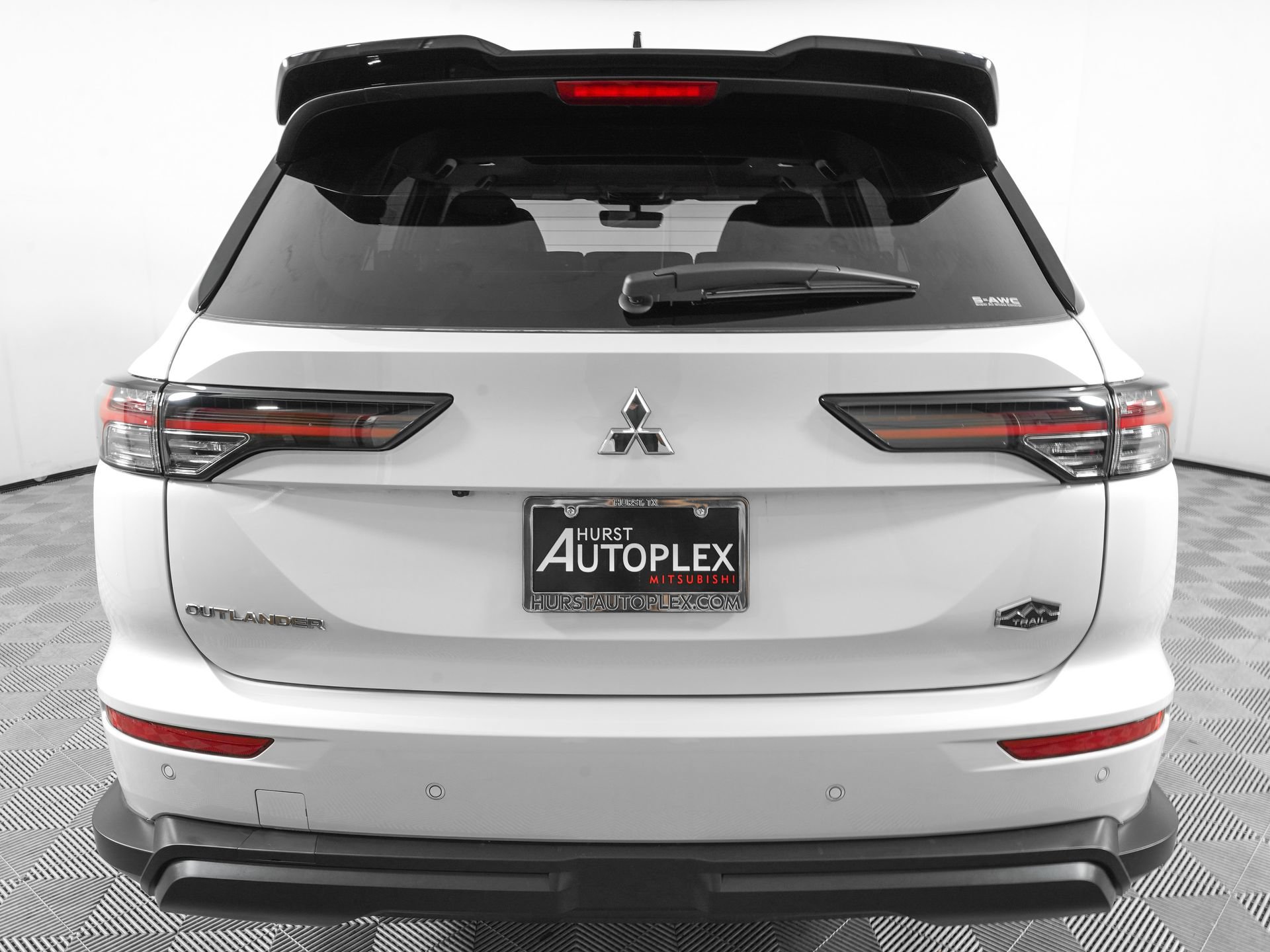 New 2026 Mitsubishi Outlander AWD image 7