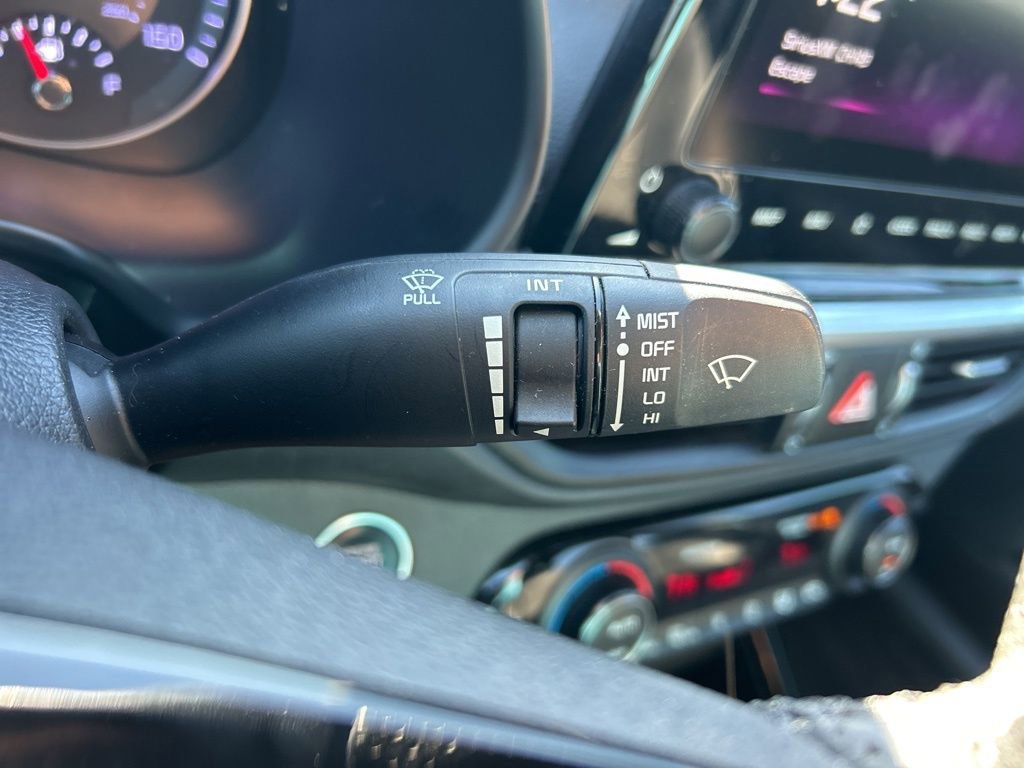 Used 2023 Kia Forte GT-Line image 29