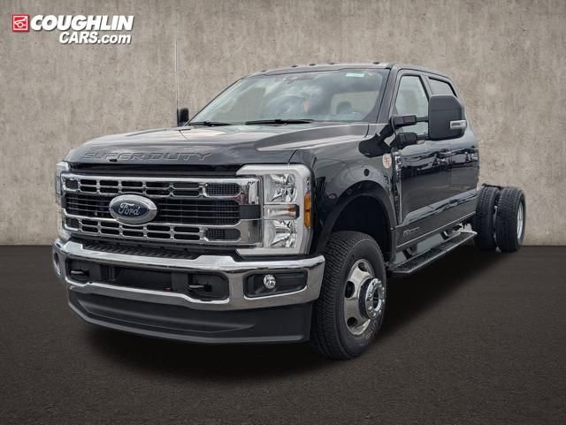 New 2026 Ford F350 XLT w/ XLT Value Package image 3