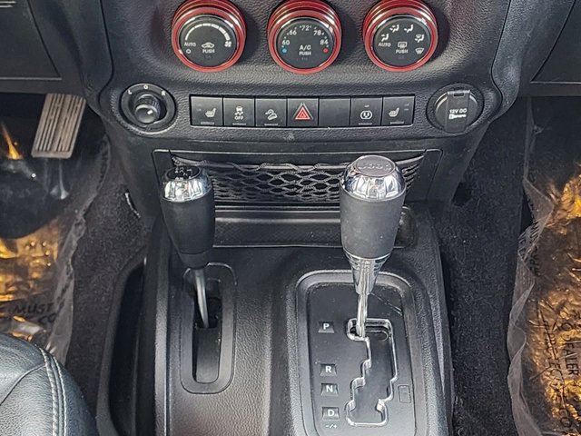 Used 2016 Jeep Wrangler Unlimited Rubicon image 28