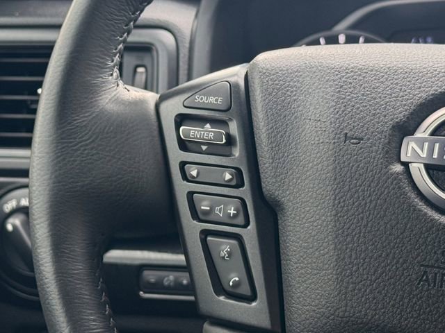 Used 2024 Nissan Titan SV w/ SV Convenience Package image 11