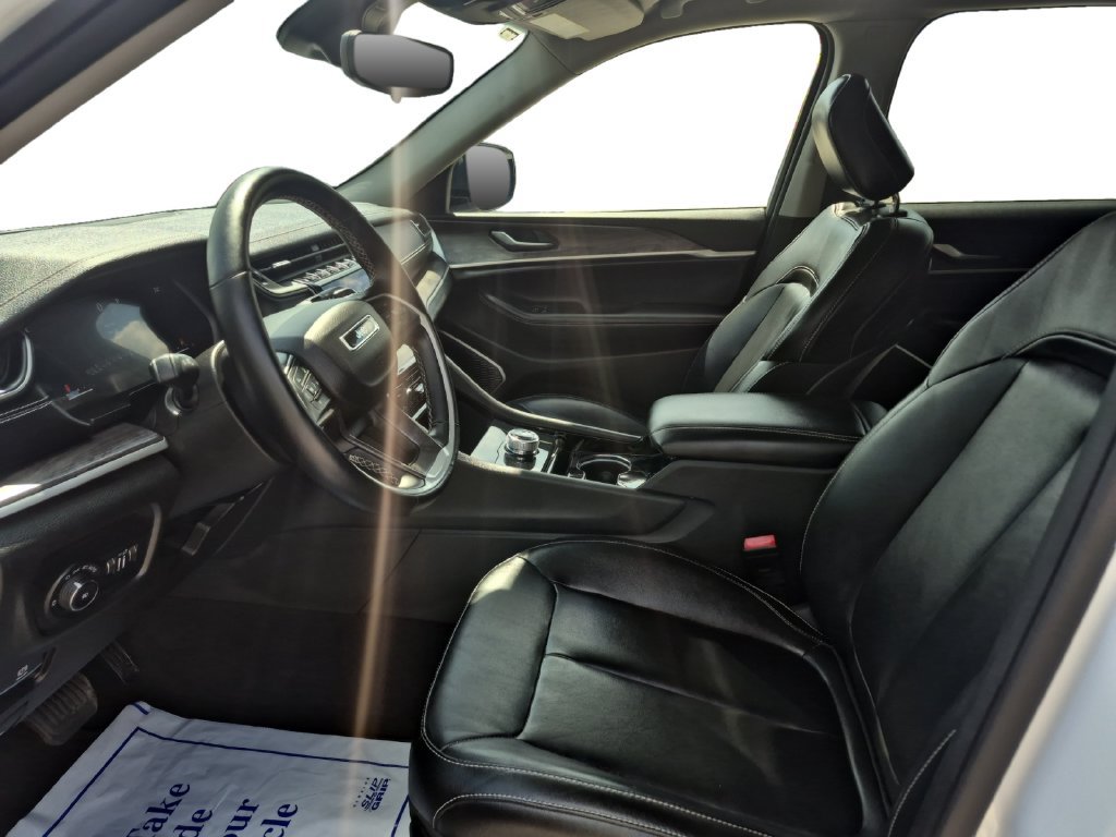 Used 2022 Jeep Grand Cherokee Limited RWD image 9