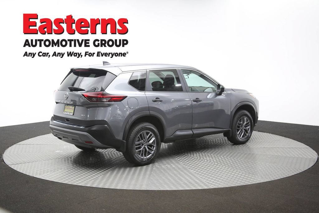 Used 2023 Nissan Rogue S AWD/4WD image 42
