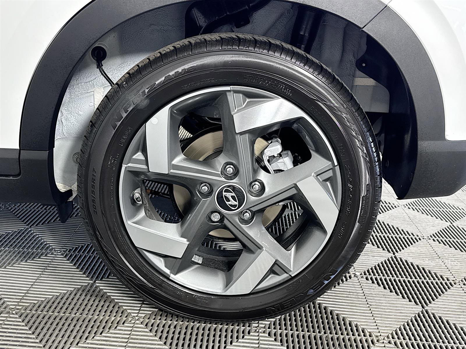 New 2025 Hyundai Venue SEL image 29