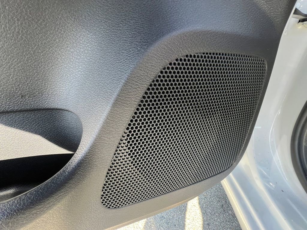 Certified 2025 Nissan Versa SR w/ Trunk Package image 15