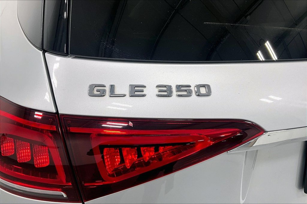 Used 2021 Mercedes-Benz GLE 350 4MATIC image 30