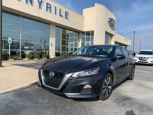 Used 2022 Nissan Altima 2.5 SV image 1