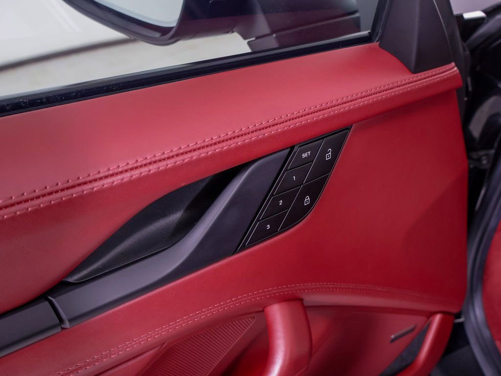 Certified 2024 Porsche 911 Carrera GTS w/ 930 Leather Package image 28