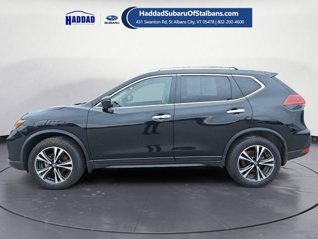 Used 2019 Nissan Rogue SV w/ Sun & Sound Touring Package image 2