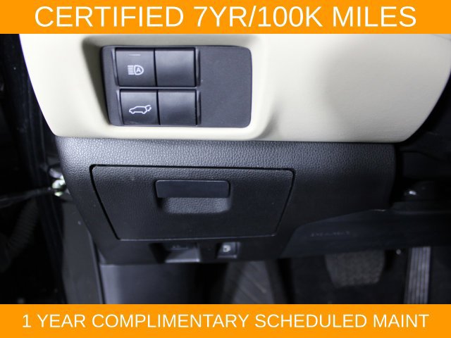 Used 2023 Toyota Highlander XLE FWD image 16