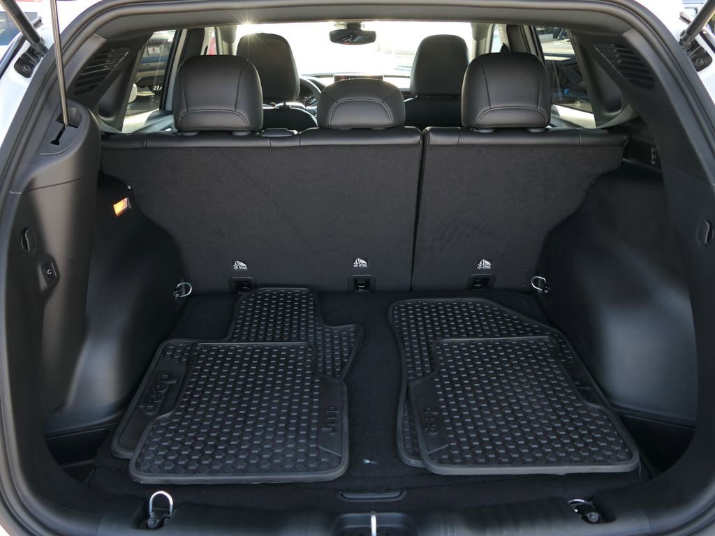 Used 2025 Jeep Compass Latitude w/ Convenience Group image 20