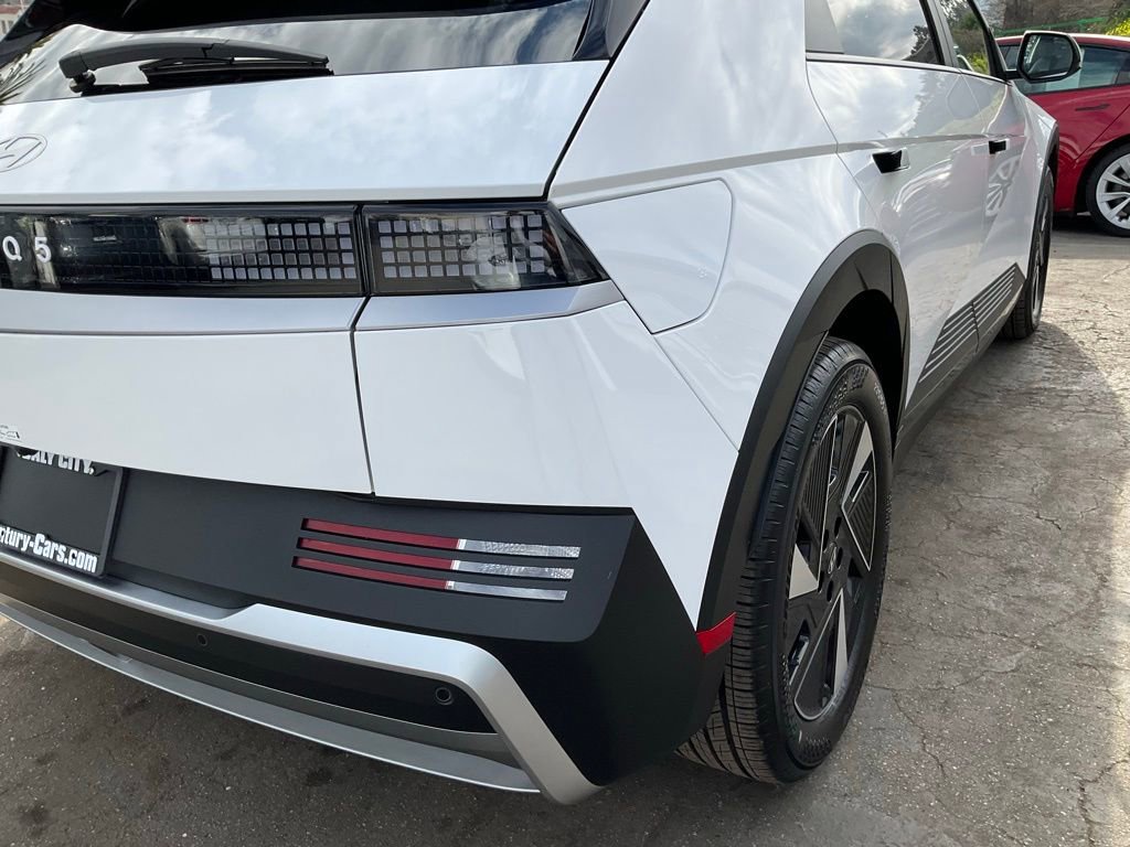 Used 2025 Hyundai Ioniq 5 SEL image 77