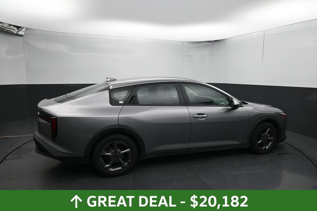 Used 2025 Kia K4 FWD image 13