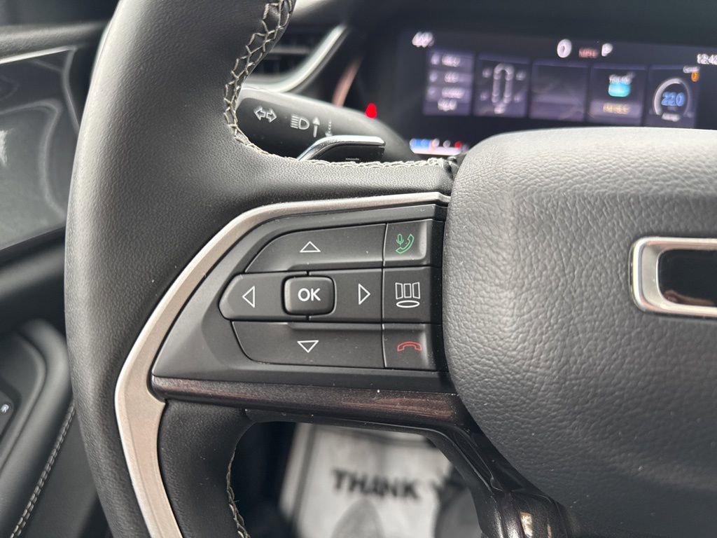 Certified 2023 Jeep Grand Cherokee Altitude image 23