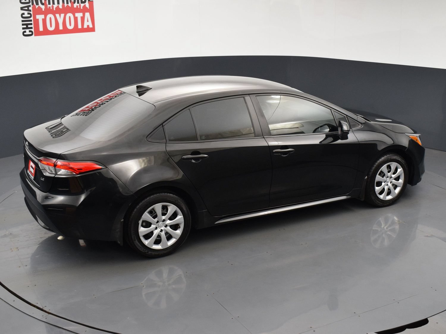 Used 2022 Toyota Corolla LE FWD image 19