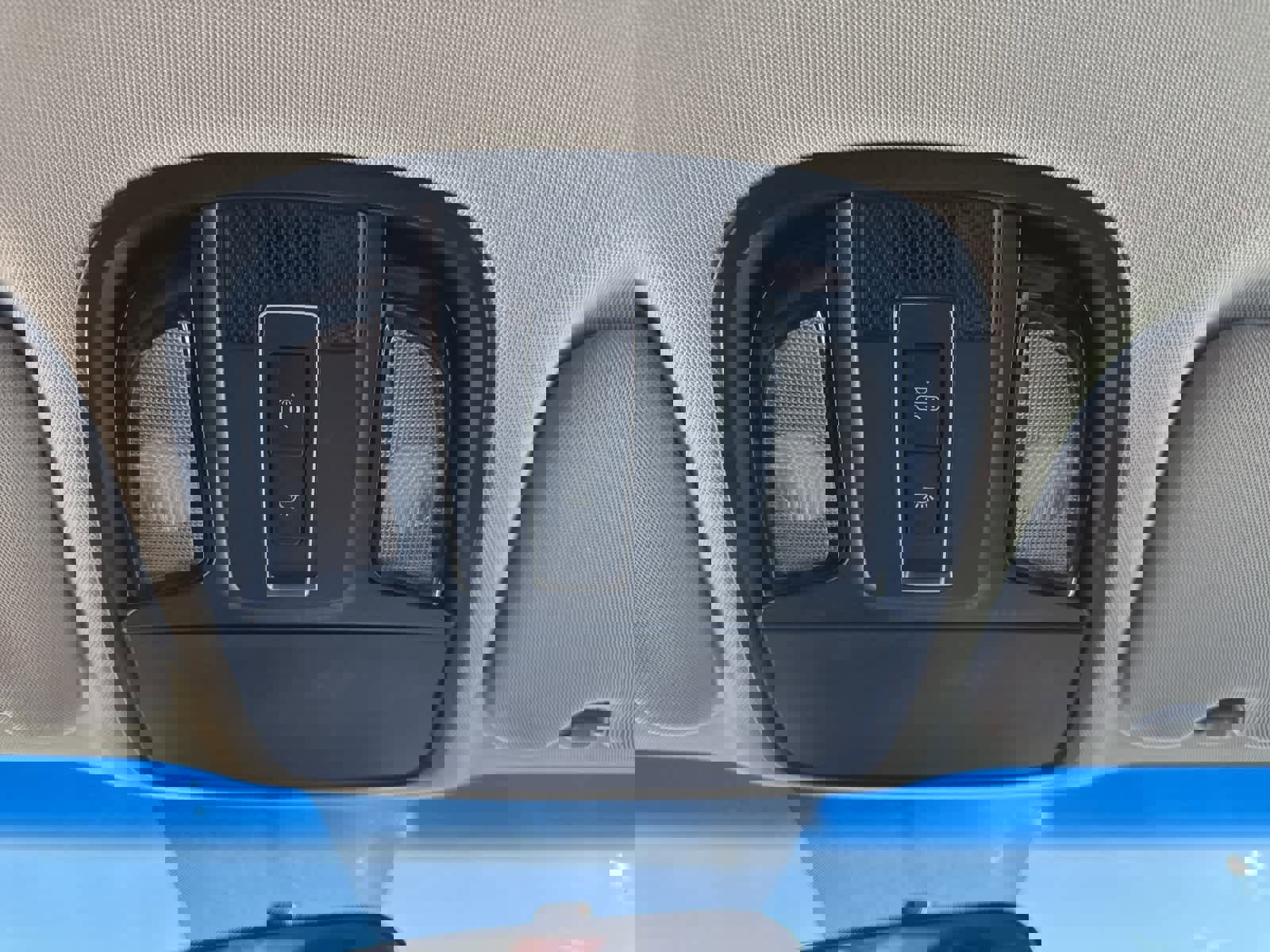 Used 2020 Kia Sorento LX image 28