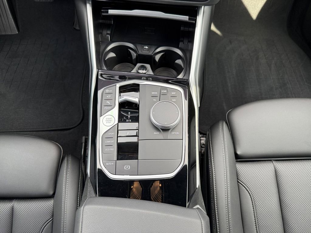 Used 2024 BMW 330i xDrive Sedan w/ Premium Package image 14