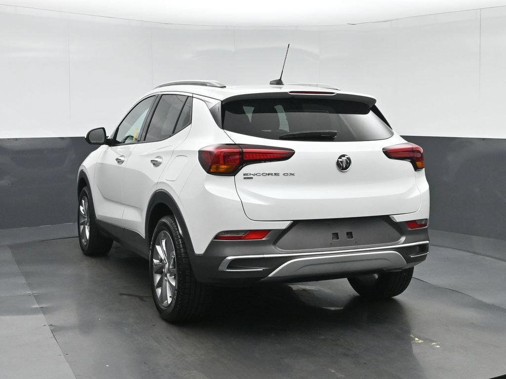 Used 2022 Buick Encore GX Essence w/ Experience Buick Package AWD/4WD image 5