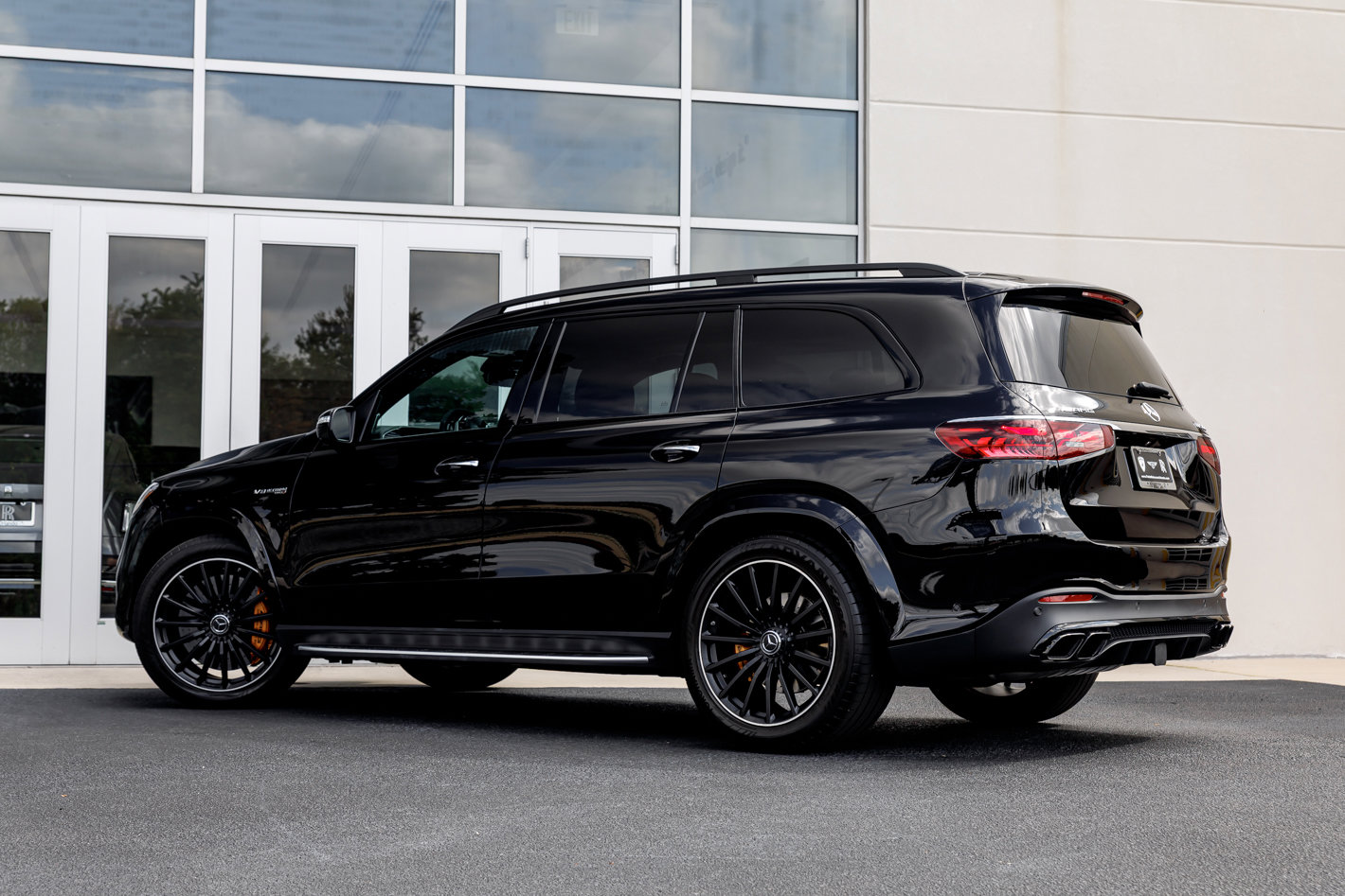 Used 2025 Mercedes-Benz GLS 63 AMG 4MATIC image 11