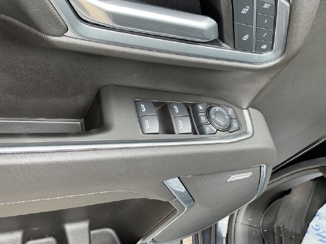 Used 2025 GMC Sierra 2500 SLT w/ SLT Premium Package AWD/4WD image 6