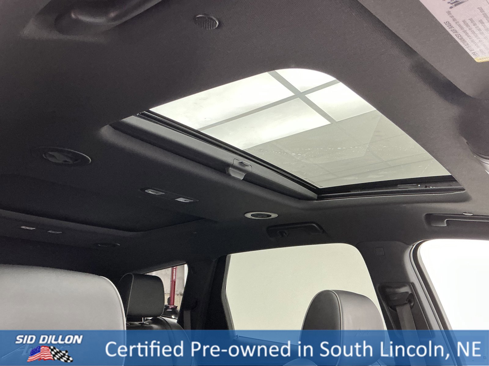 Used 2022 Buick Enclave Avenir w/ Avenir Technology Package image 27