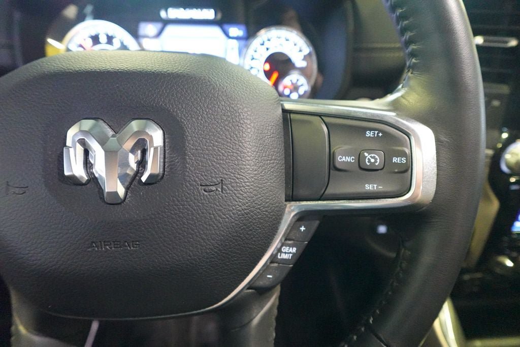 Used 2024 RAM 2500 Laramie AWD/4WD image 15
