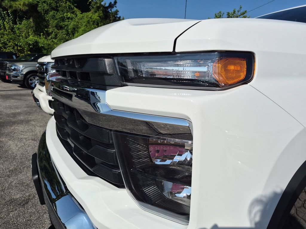 Used 2026 Chevrolet Silverado 2500 LT AWD/4WD image 7