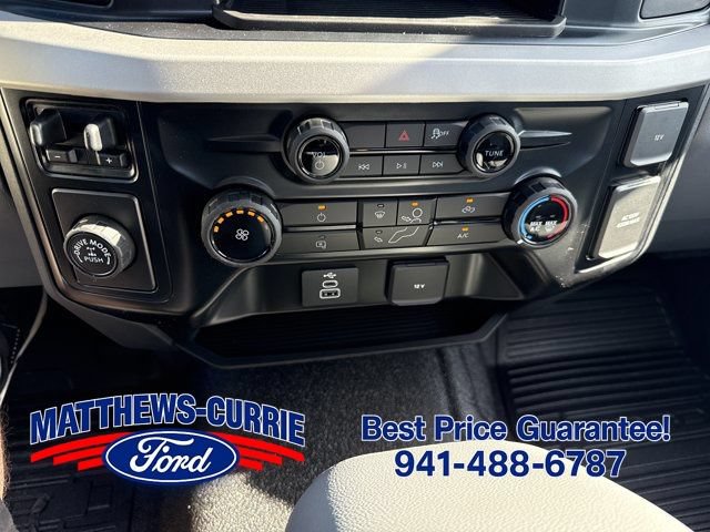 New 2026 Ford F250 XL w/ XL Chrome Package RWD image 20