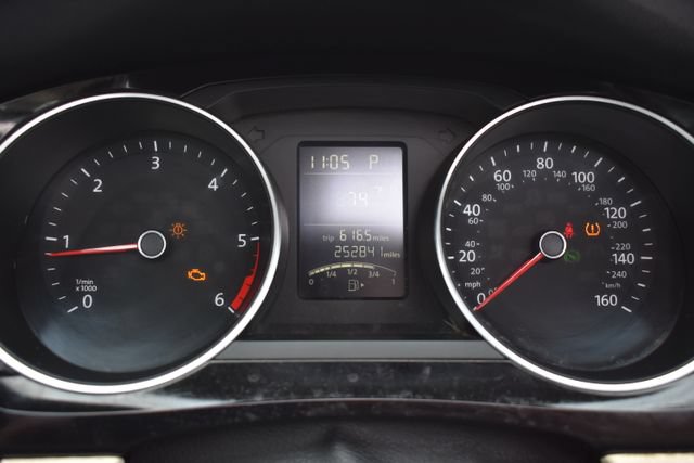 Used 2015 Volkswagen Jetta TDI SE FWD image 19