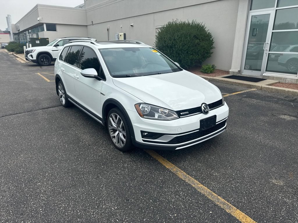 Used 2017 Volkswagen Golf Alltrack SEL AWD/4WD image 1