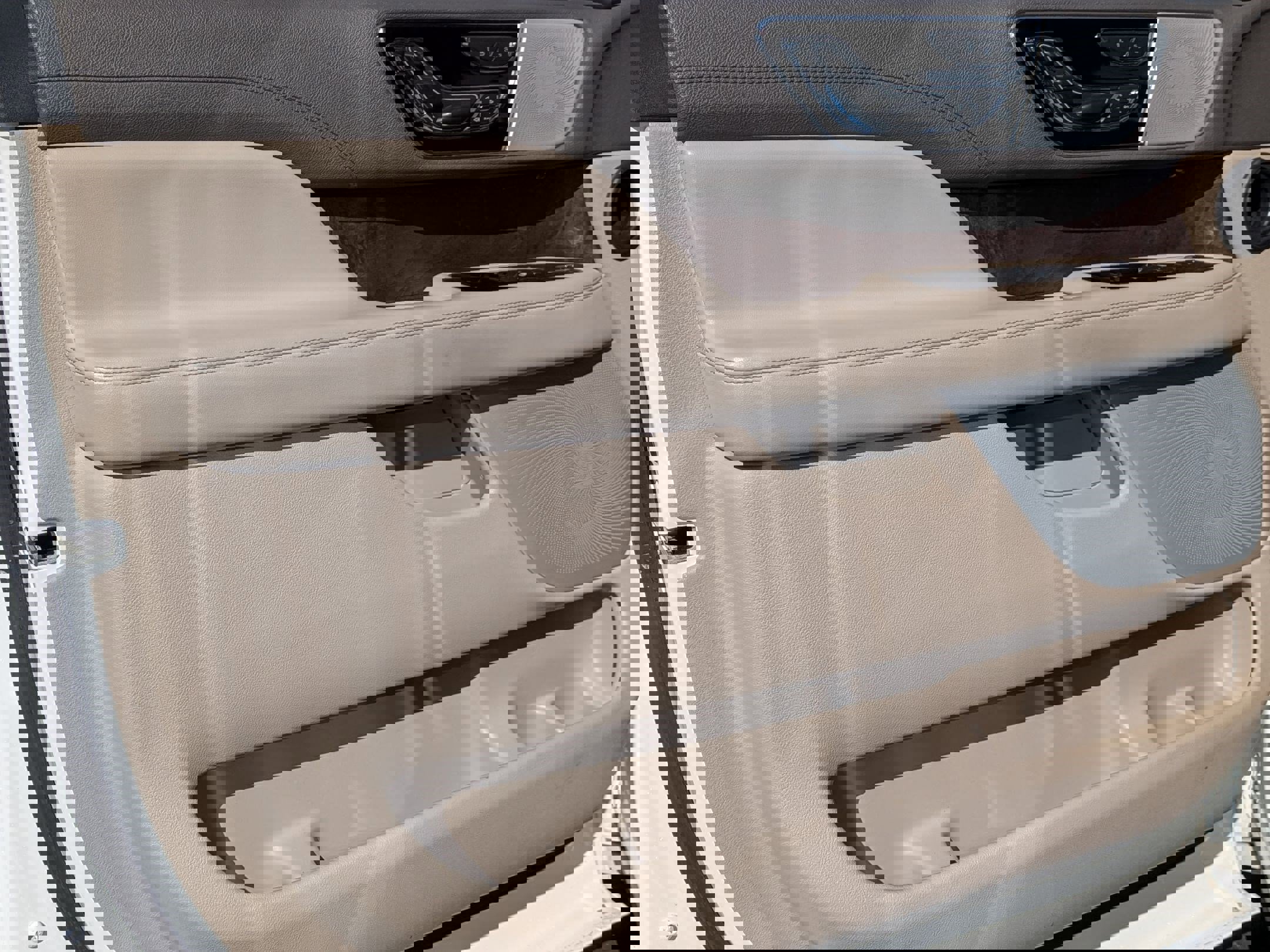 Used 2022 Lincoln Navigator Reserve AWD/4WD image 11