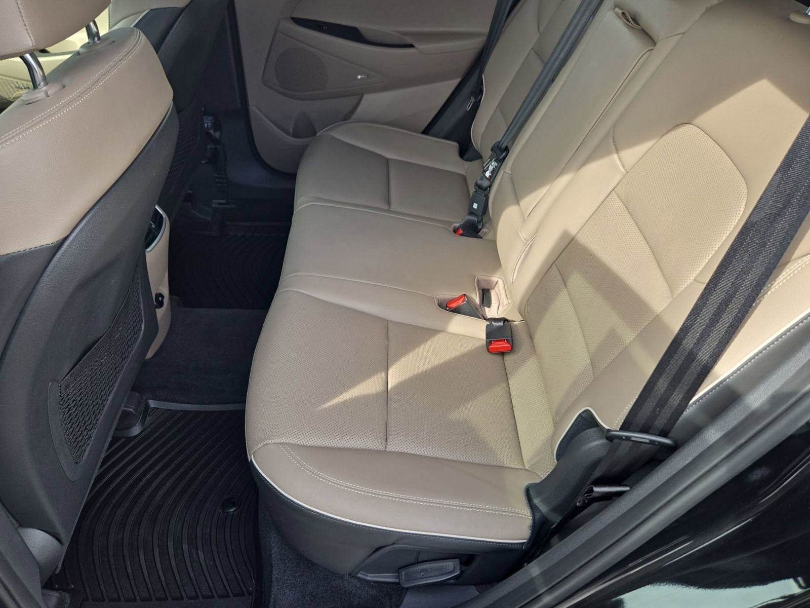 Used 2021 Hyundai Tucson Limited w/ Cargo Package image 11