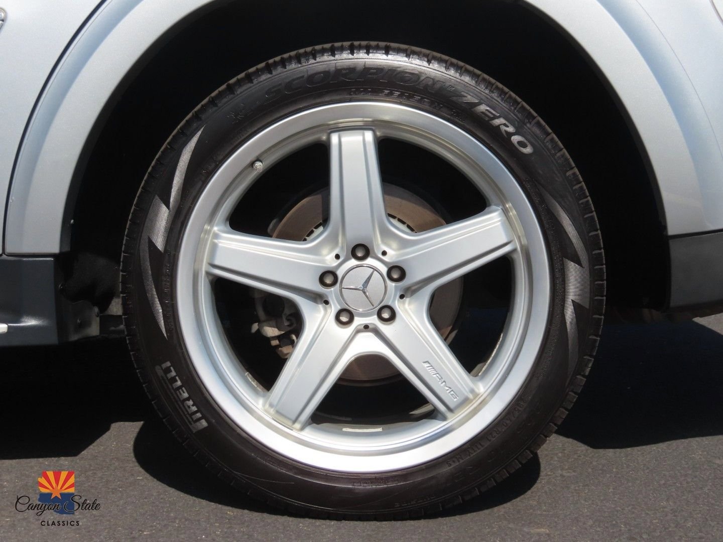 Used 2009 Mercedes-Benz GL 550 4MATIC image 23