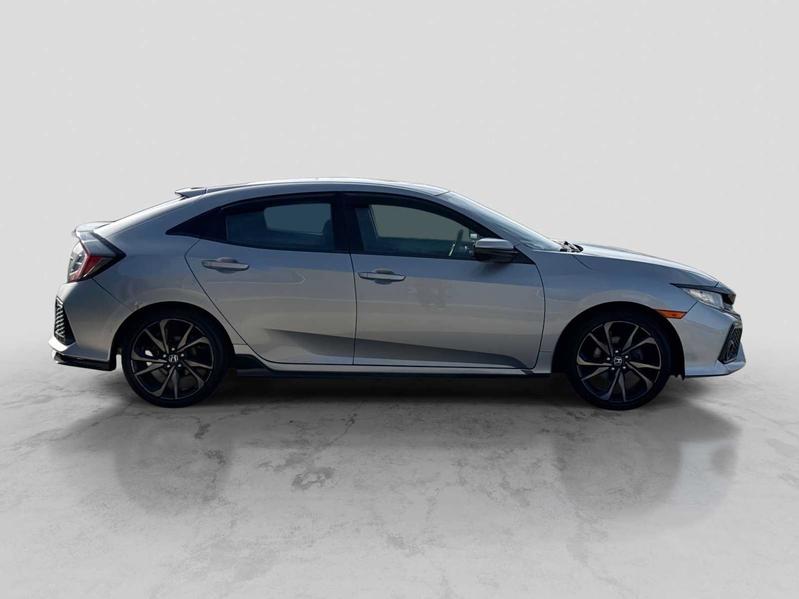 Used 2018 Honda Civic Sport image 7